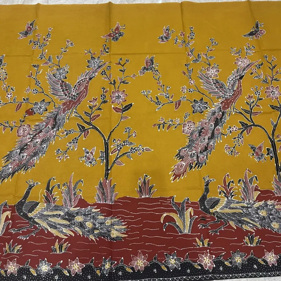 batik tulis cirebon murah cantik kuning kunyit dan merah 1.webp