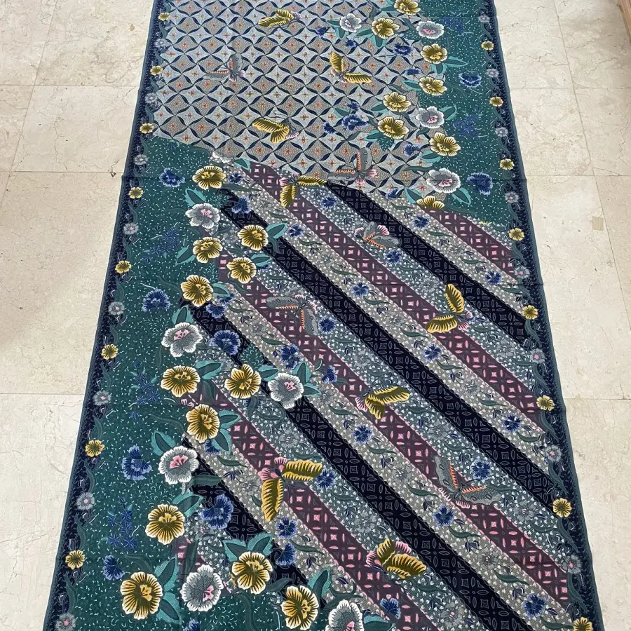 BATIK TULIS HOKOKAI PAGI SORE NUANSA BIRU 1.webp