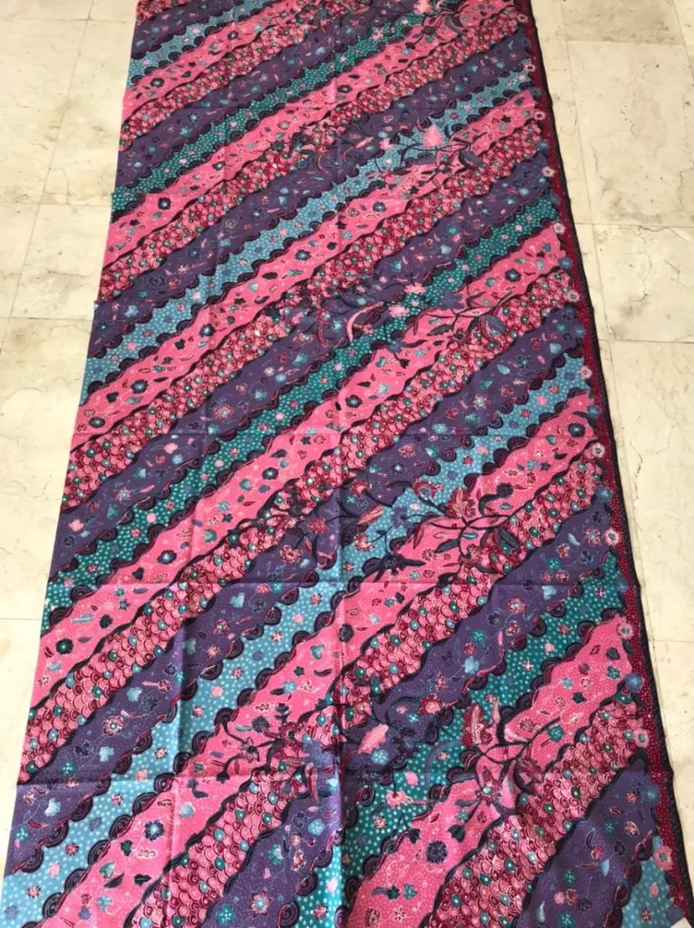 BATIK TULIS PRIMIS LERENG CIREBONAN 1.webp