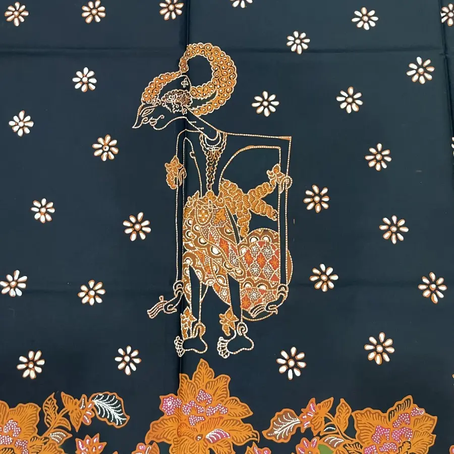 KAIN BATIK TULIS WAYANG BACKGROUND HITAM KLASIK