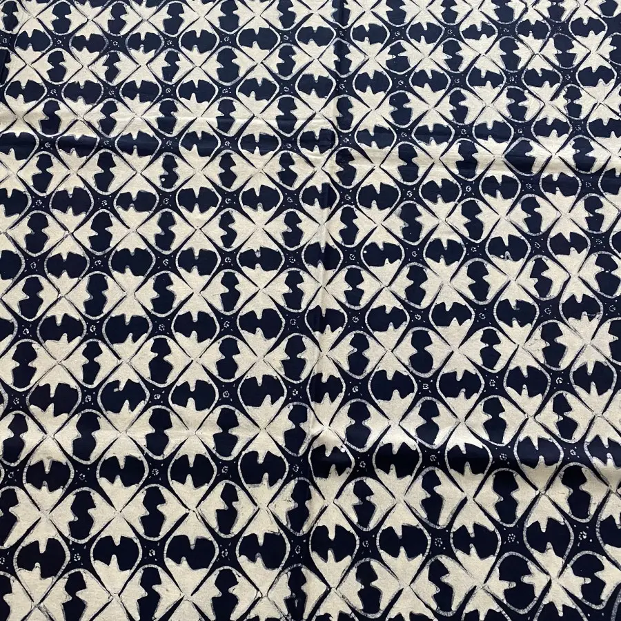 KAIN BATIK TULIS HITAM PUTIH MOTIF KAWUNG MODERN