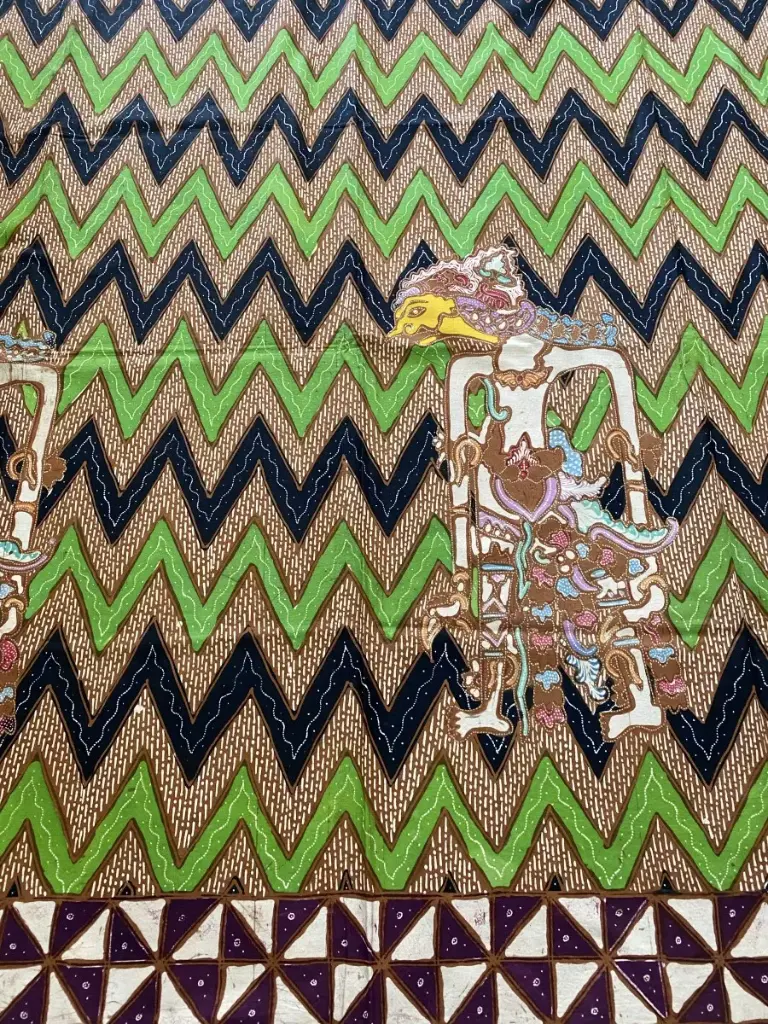 KAIN BATIK TULIS SOGAN MODERN MOTIF WAYANG