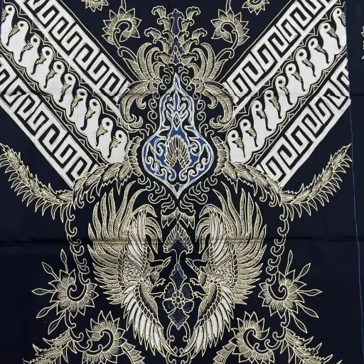 KAIN BATIK TULIS POLA PRADA HITAM GOLD