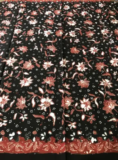 KAIN BATIK TULIS LASEM HITAM MERAH MOTIF BUNGA